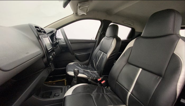 2015 Renault Kwid RXT 0.8, Petrol, Manual, 26,991 km, Right Side Front Door Cabin