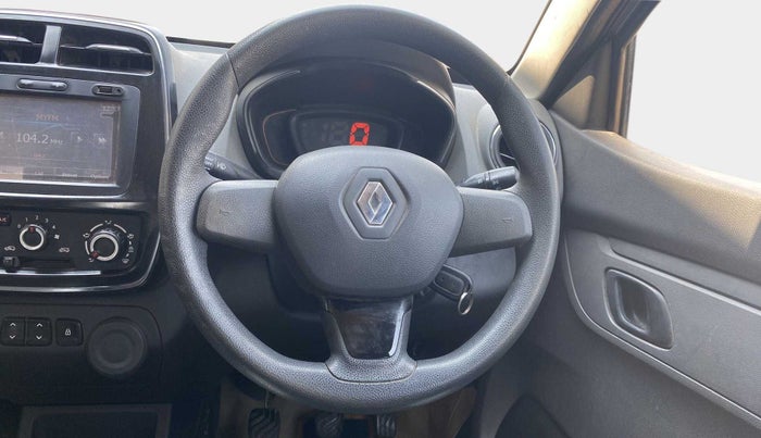 2016 Renault Kwid RXT 0.8, Petrol, Manual, 84,687 km, Steering Wheel Close Up