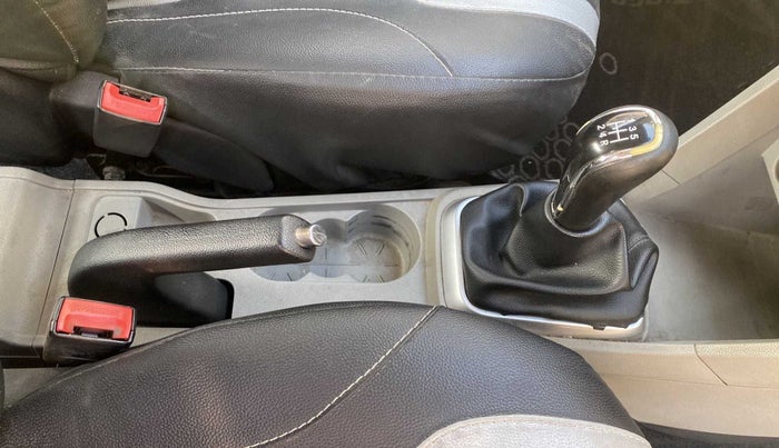 2016 Tata Tiago XZ PETROL, Petrol, Manual, 68,394 km, Gear Lever