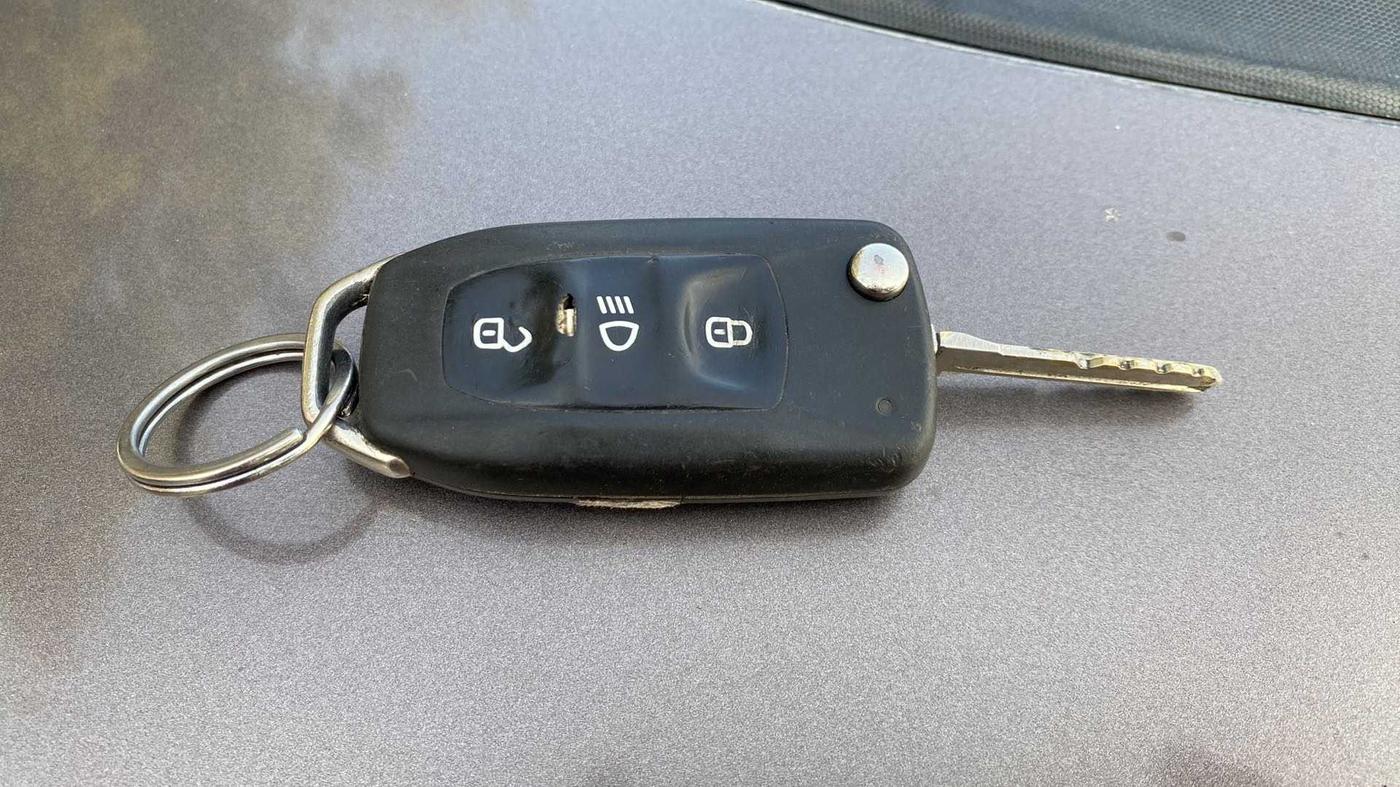 2016 Tata Tiago XZ PETROL, Petrol, Manual, 68,394 km, Key Close Up