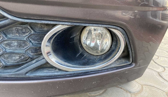 2016 Tata Tiago XZ PETROL, Petrol, Manual, 68,394 km, Left fog light - Cover missing