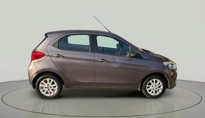 2016 Tata Tiago XZ PETROL, Petrol, Manual, 68,394 km, Right Side View