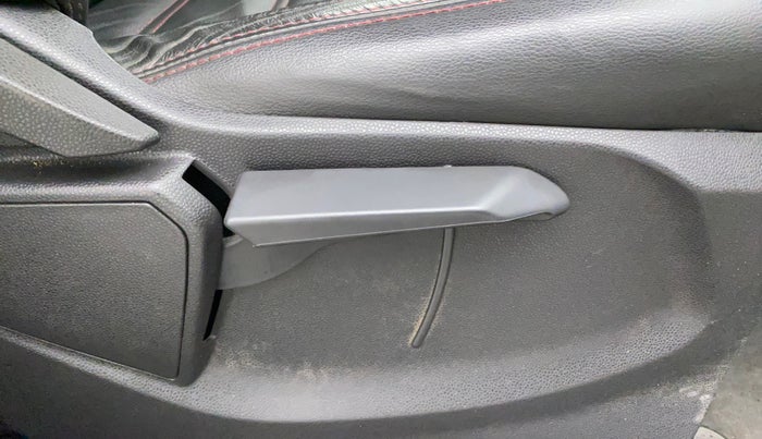 2016 Ford Ecosport TITANIUM+ 1.5L DIESEL, Diesel, Manual, 75,847 km, Driver Side Adjustment Panel