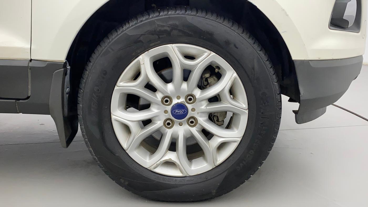 2016 Ford Ecosport TITANIUM+ 1.5L DIESEL, Diesel, Manual, 75,847 km, Right Front Wheel