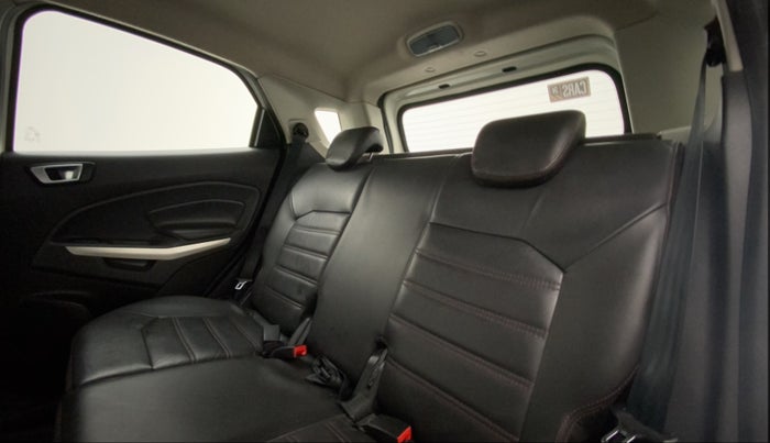 2016 Ford Ecosport TITANIUM+ 1.5L DIESEL, Diesel, Manual, 75,847 km, Right Side Rear Door Cabin