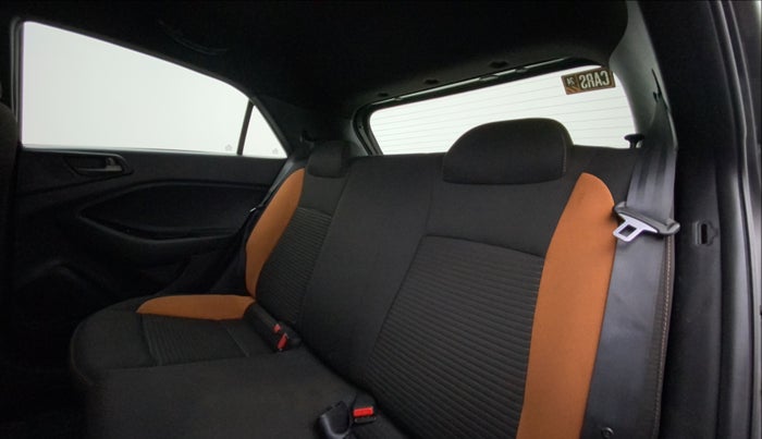 2016 Hyundai i20 Active 1.2 S, Petrol, Manual, 75,229 km, Right Side Rear Door Cabin
