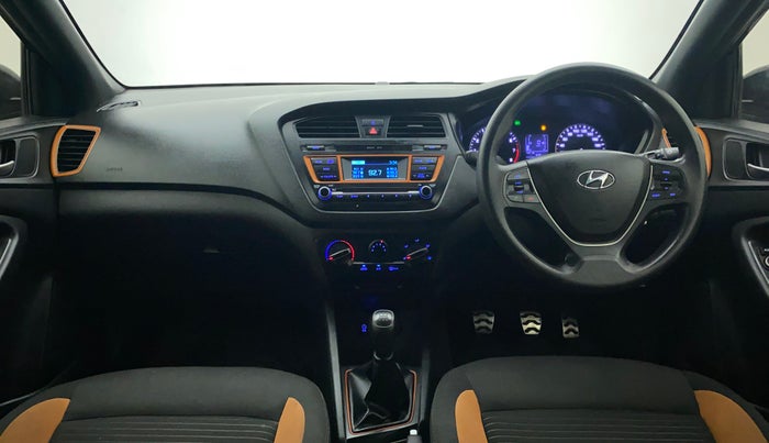 2016 Hyundai i20 Active 1.2 S, Petrol, Manual, 75,229 km, Dashboard