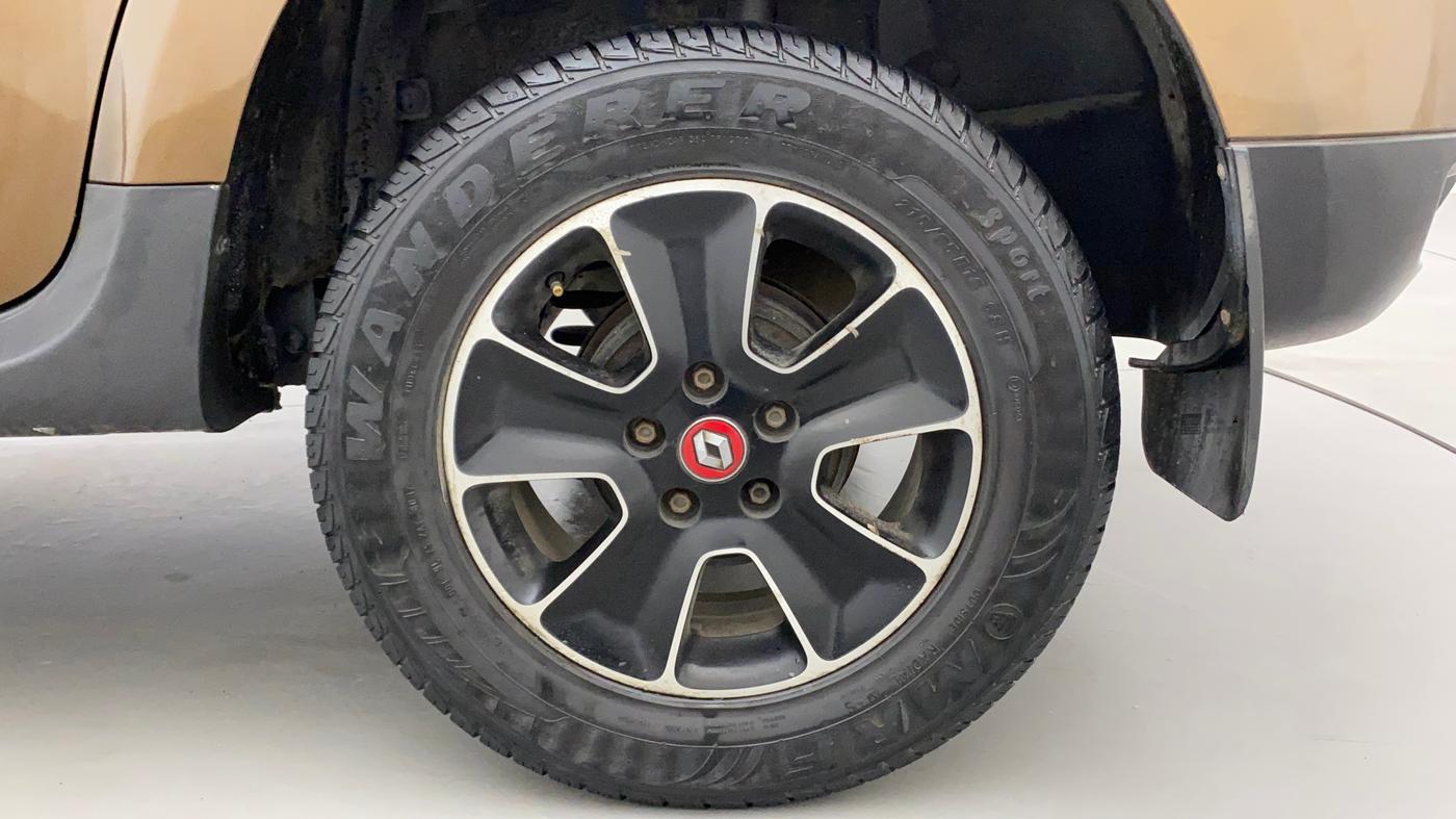 2018 Renault Duster RXS CVT, Petrol, Automatic, 44,165 km, Left Rear Wheel
