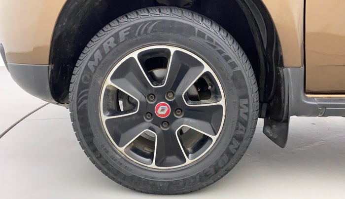 2018 Renault Duster RXS CVT, Petrol, Automatic, 44,165 km, Left Front Wheel