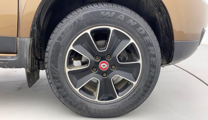 2018 Renault Duster RXS CVT, Petrol, Automatic, 44,165 km, Right Front Wheel