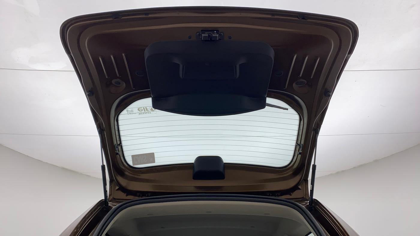 2018 Renault Duster RXS CVT, Petrol, Automatic, 44,165 km, Boot Door Open