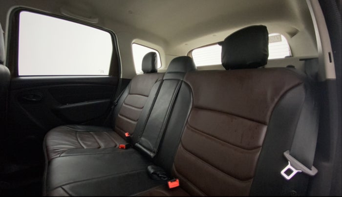 2018 Renault Duster RXS CVT, Petrol, Automatic, 44,165 km, Right Side Rear Door Cabin