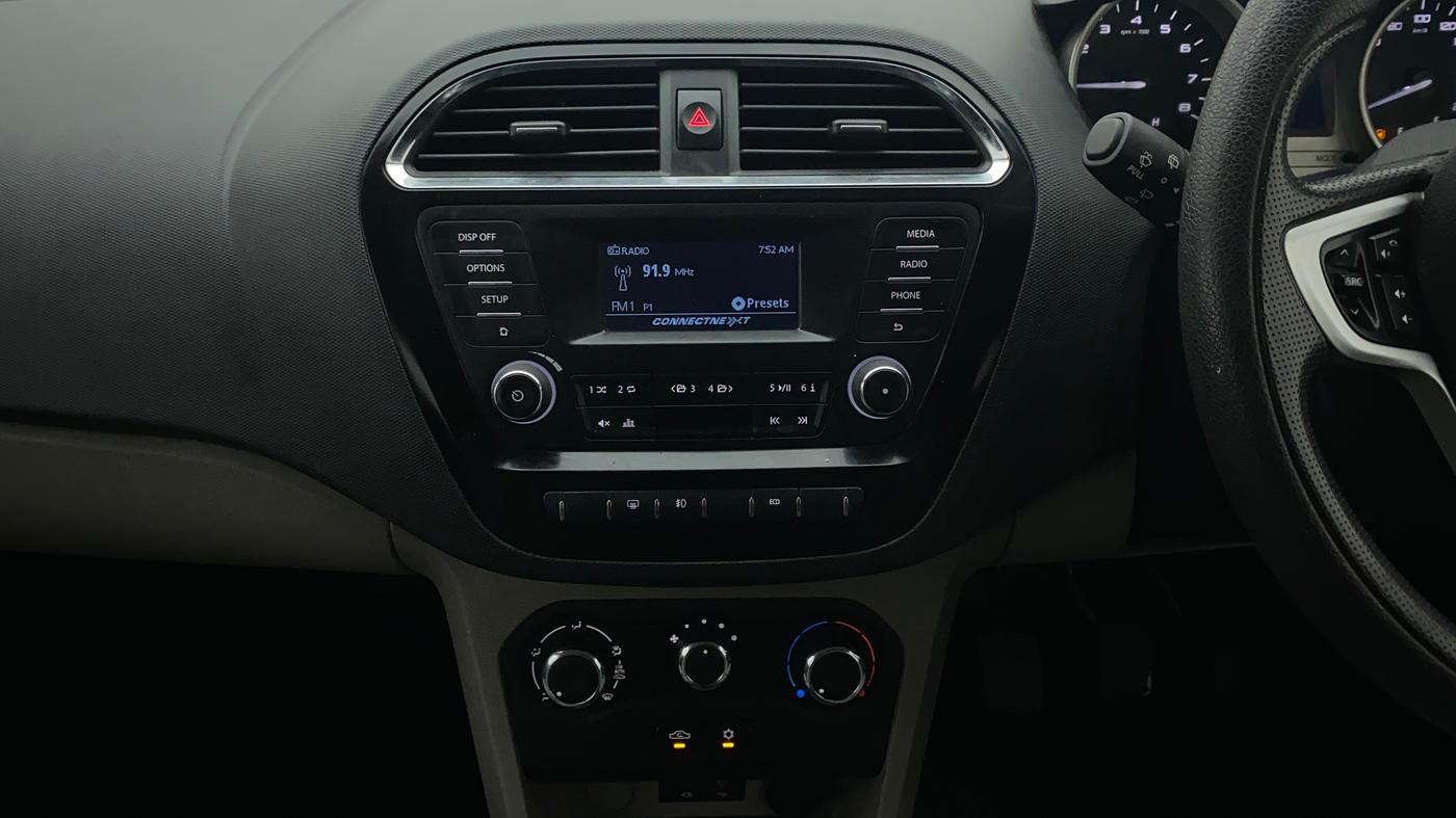 2017 Tata Tiago XZ PETROL, Petrol, Manual, 54,994 km, Air Conditioner