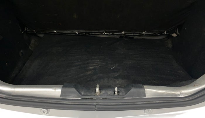 2017 Tata Tiago XZ PETROL, Petrol, Manual, 54,994 km, Boot Inside