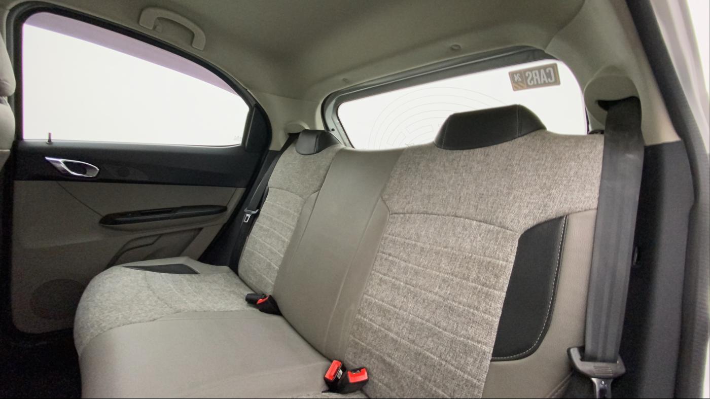 2017 Tata Tiago XZ PETROL, Petrol, Manual, 54,994 km, Right Side Rear Door Cabin