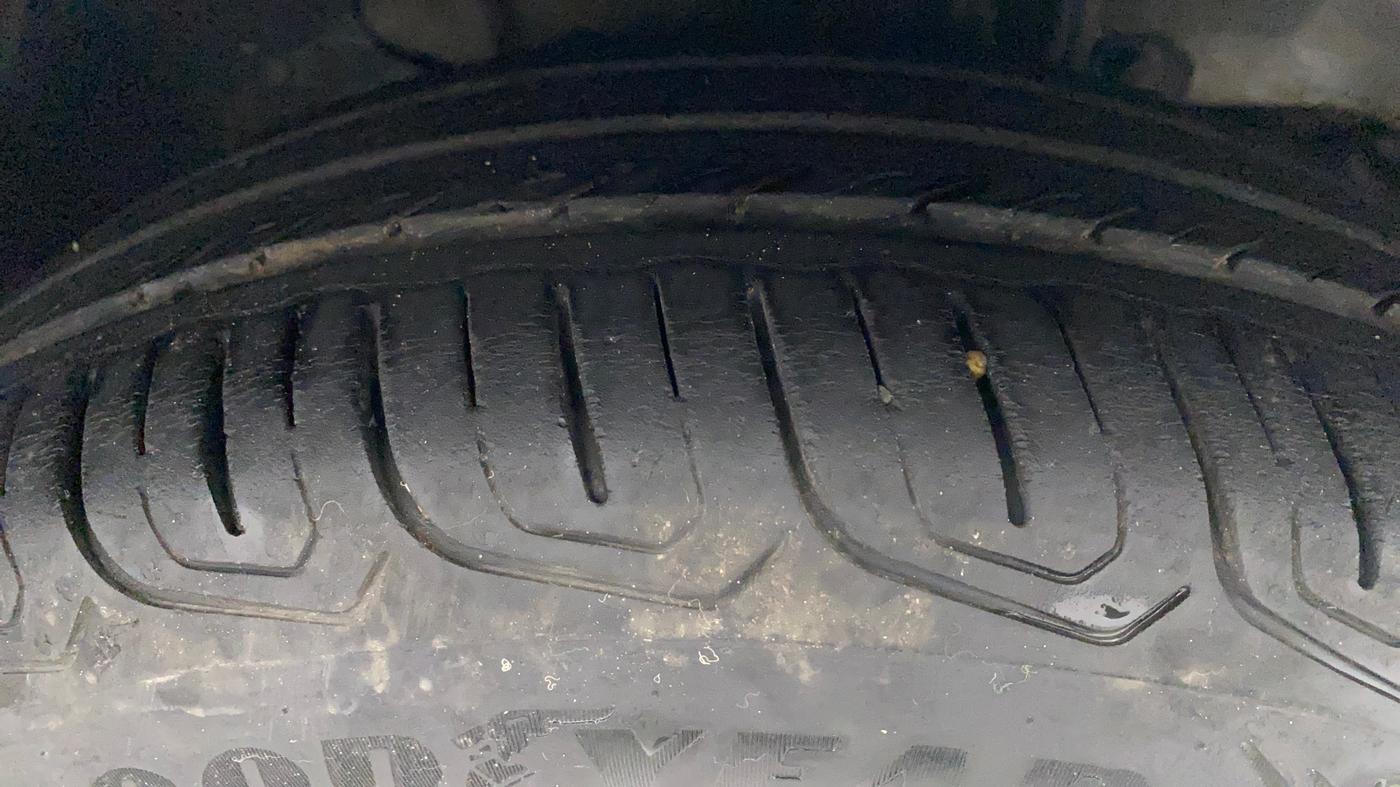2017 Tata Tiago XZ PETROL, Petrol, Manual, 54,994 km, Right Rear Tyre Tread