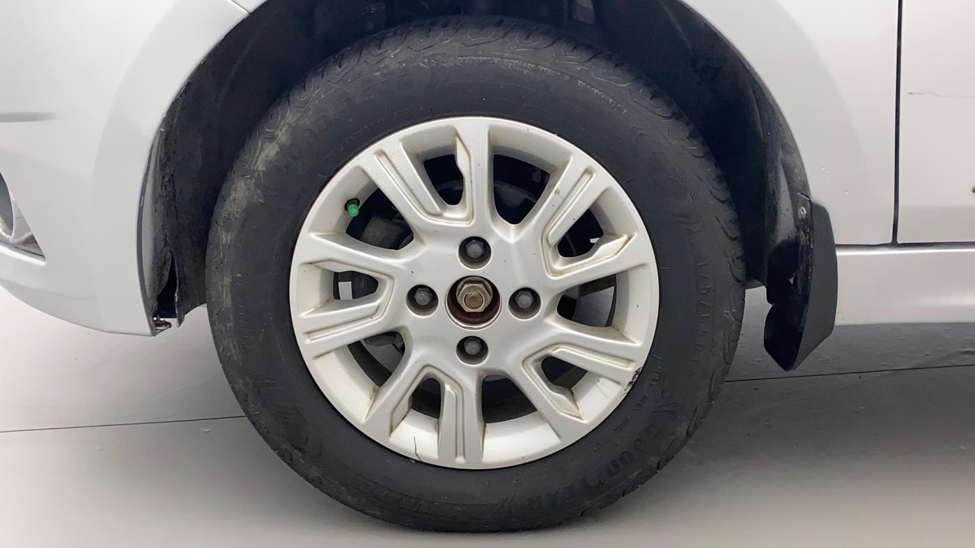 2017 Tata Tiago XZ PETROL, Petrol, Manual, 54,994 km, Left Front Wheel