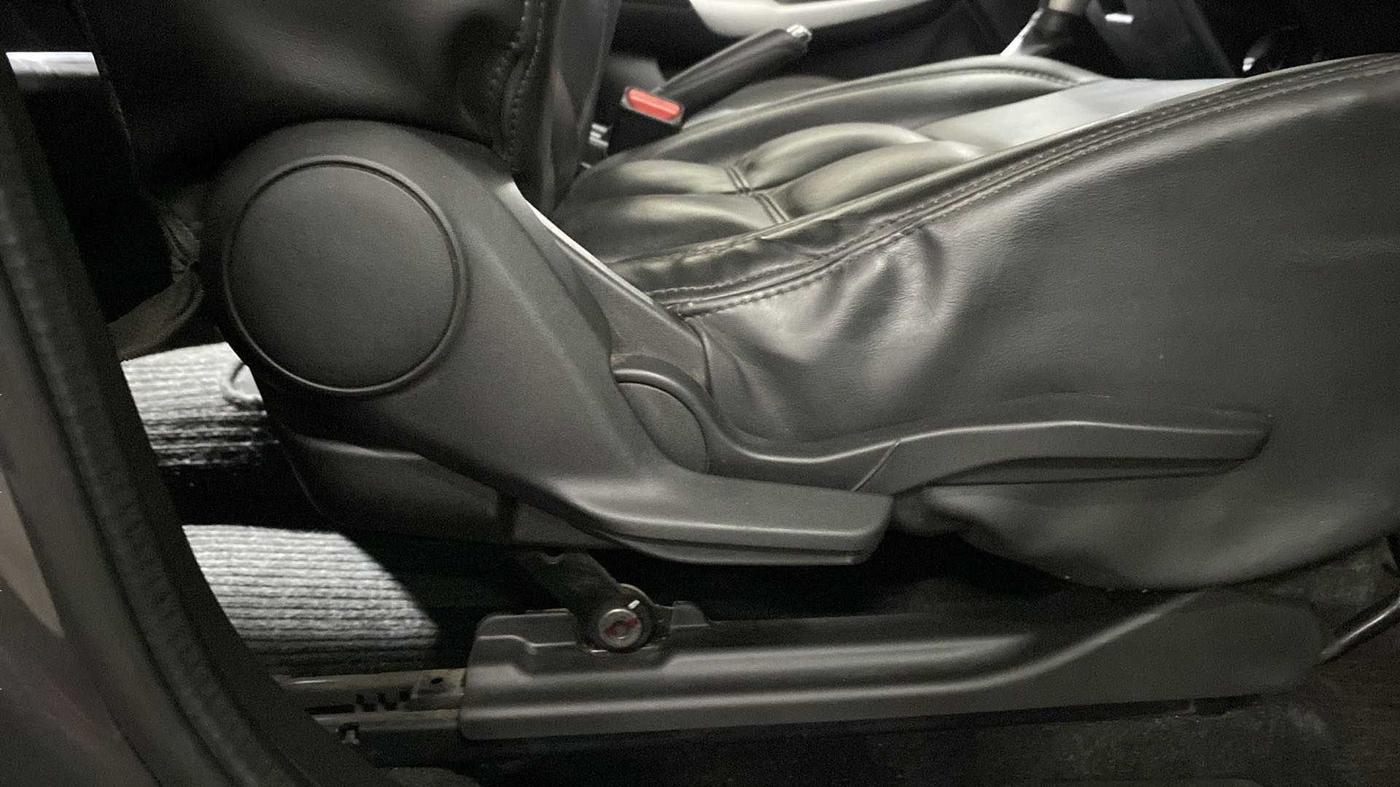 2018 Maruti Baleno ALPHA CVT PETROL 1.2, Petrol, Automatic, 68,012 km, Driver Side Adjustment Panel