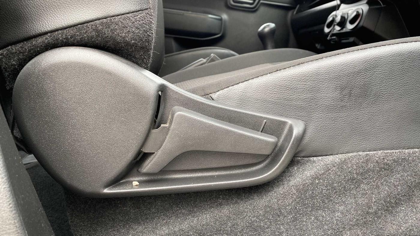 2022 Maruti S PRESSO VXI+, Petrol, Manual, 2,099 km, Driver Side Adjustment Panel
