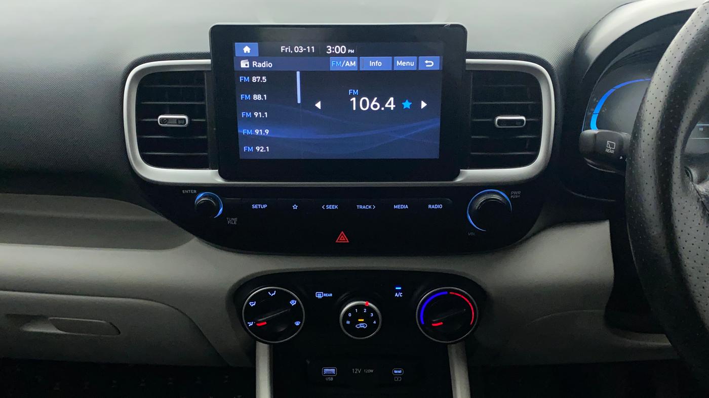 2022 Hyundai VENUE S (O) 1.0 TURBO IMT, Petrol, Manual, 7,772 km, Air Conditioner