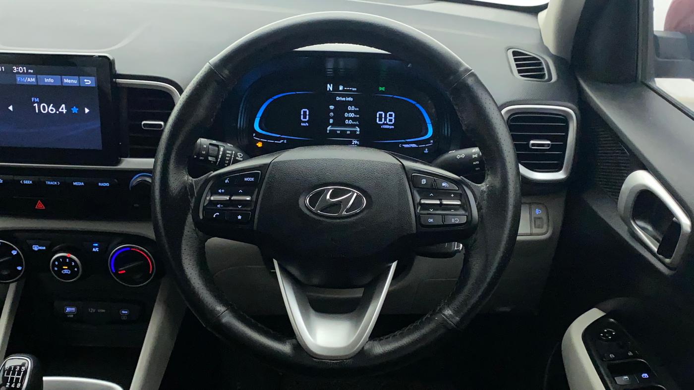 2022 Hyundai VENUE S (O) 1.0 TURBO IMT, Petrol, Manual, 7,772 km, Steering Wheel Close Up
