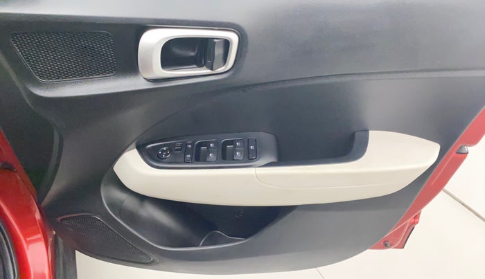 2022 Hyundai VENUE S (O) 1.0 TURBO IMT, Petrol, Manual, 7,772 km, Driver Side Door Panels Control