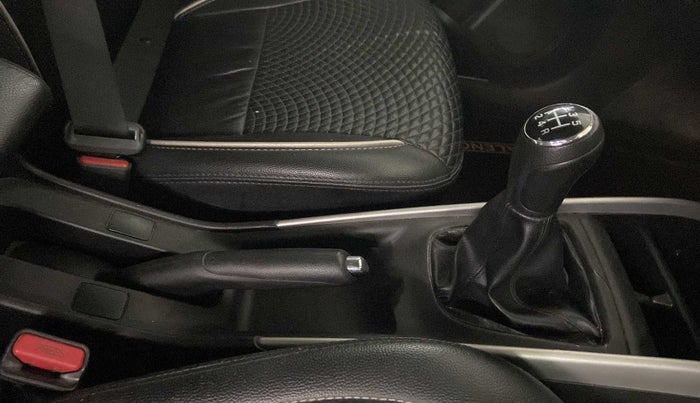 2018 Maruti Baleno ALPHA PETROL 1.2, CNG, Manual, 40,430 km, Gear Lever