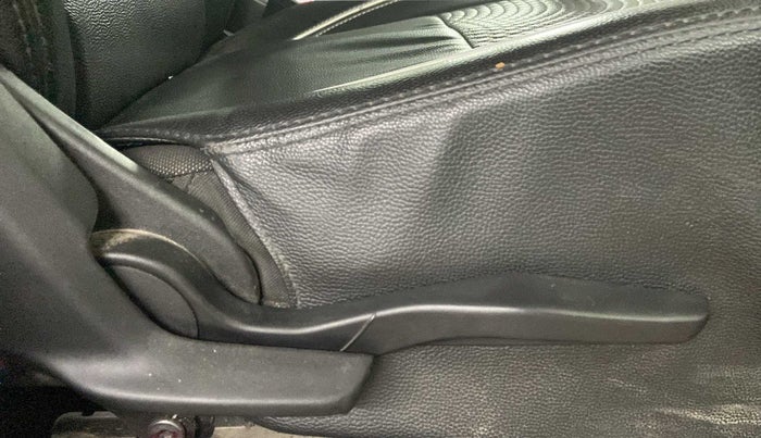2018 Maruti Baleno ALPHA PETROL 1.2, CNG, Manual, 40,430 km, Driver Side Adjustment Panel