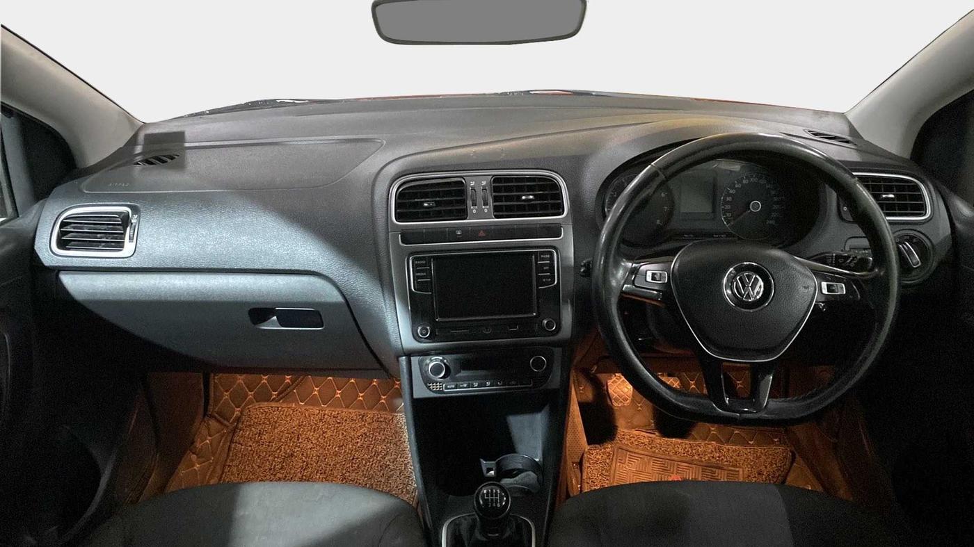 2020 Volkswagen Polo HIGHLINE PLUS 1.0L TSI, Petrol, Manual, 81,002 km, Dashboard