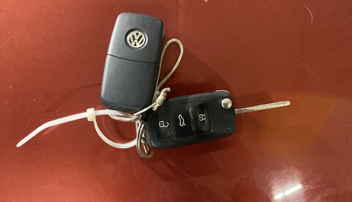 2020 Volkswagen Polo HIGHLINE PLUS 1.0L TSI, Petrol, Manual, 81,002 km, Key Close Up