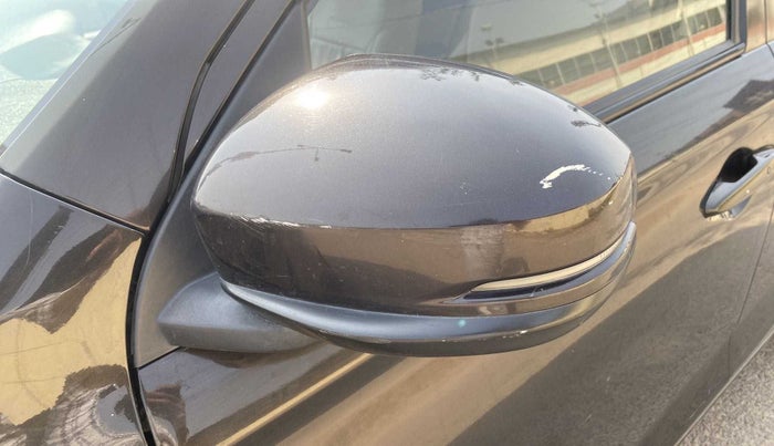 2018 Honda Amaze 1.2L I-VTEC VX, Petrol, Manual, 73,461 km, Left rear-view mirror - Minor scratches