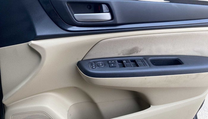 2018 Honda Amaze 1.2L I-VTEC VX, Petrol, Manual, 73,461 km, Driver Side Door Panels Control