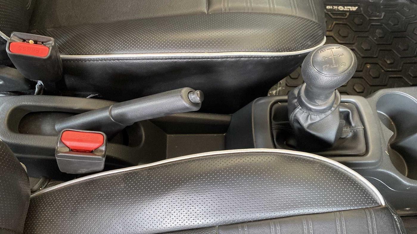 2022 Maruti Alto K10 LXI, Petrol, Manual, 2,266 km, Gear Lever