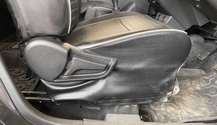 2022 Maruti Alto K10 LXI, Petrol, Manual, 2,266 km, Driver Side Adjustment Panel