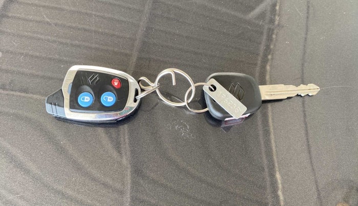 2022 Maruti Alto K10 LXI, Petrol, Manual, 2,266 km, Key Close Up