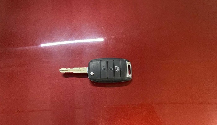 2022 KIA SELTOS HTK 1.5 PETROL, Petrol, Manual, 10,325 km, Key Close Up