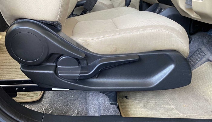 2022 Honda Amaze 1.2L I-VTEC VX CVT, Petrol, Automatic, 5,232 km, Driver Side Adjustment Panel