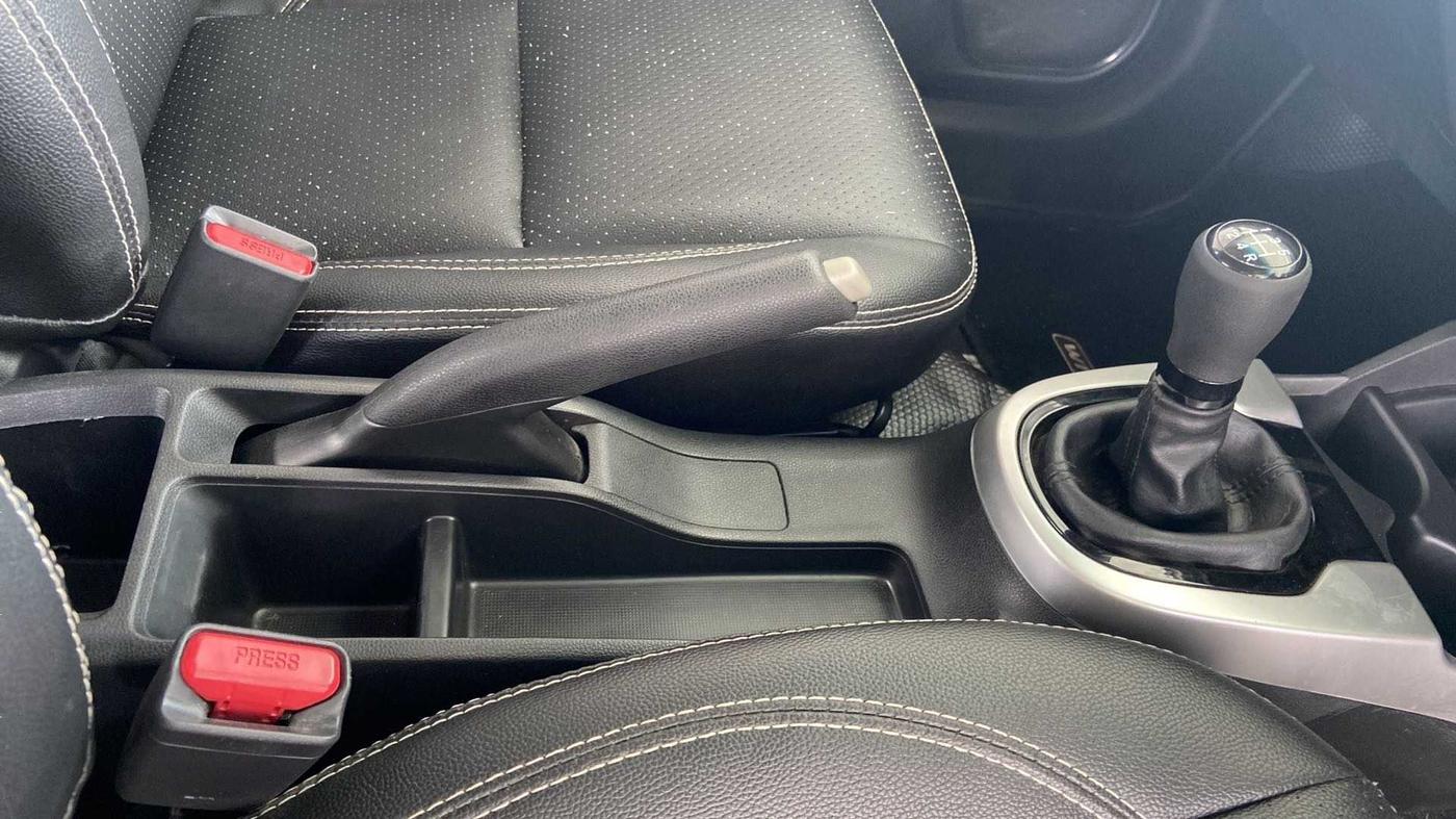 2019 Honda WR-V 1.2L I-VTEC S MT, Petrol, Manual, 13,895 km, Gear Lever