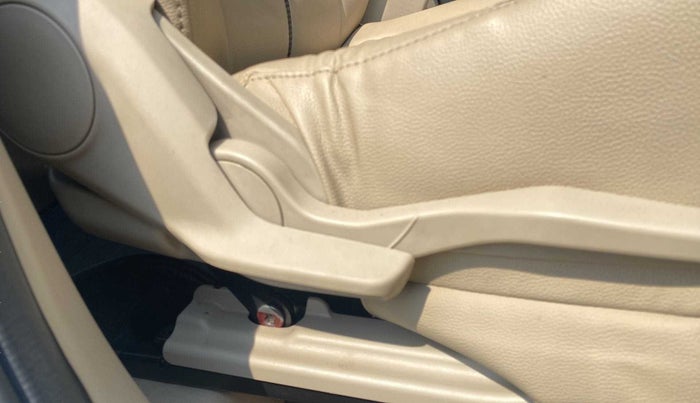 2018 Maruti Dzire VXI, Petrol, Manual, 55,254 km, Driver Side Adjustment Panel