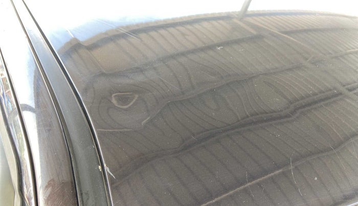 2015 Maruti Swift VXI, Petrol, Manual, 88,830 km, Roof - Slightly dented