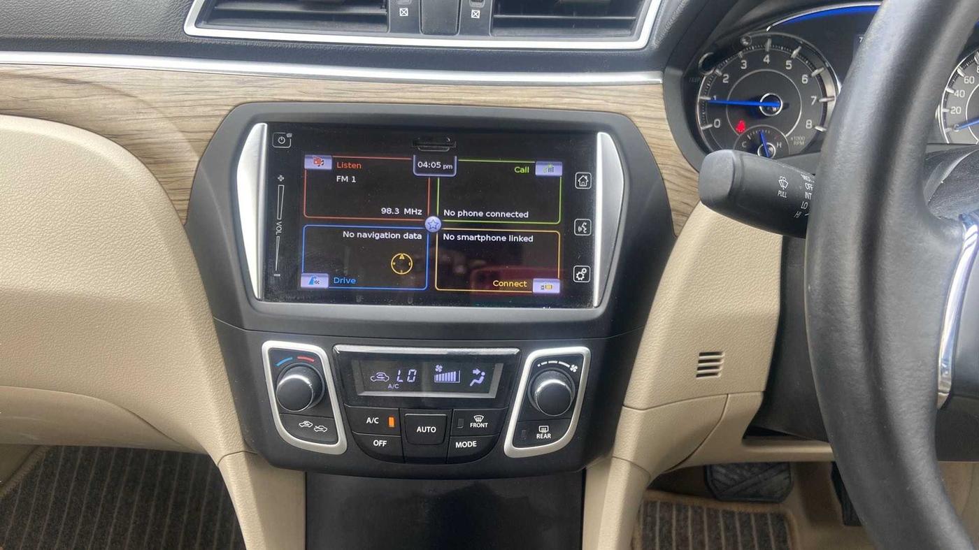 2019 Maruti Ciaz ALPHA  AT 1.5 SHVS PETROL, Petrol, Automatic, 19,411 km, Air Conditioner