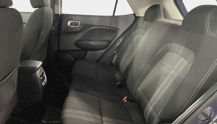 2020 Hyundai VENUE S 1.2, Petrol, Manual, 28,621 km, Right Side Rear Door Cabin