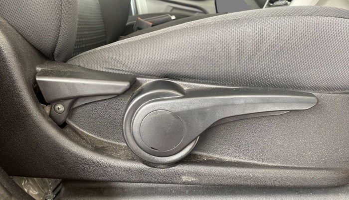 2019 Tata Tiago XZ PLUS PETROL, Petrol, Manual, 60,543 km, Driver Side Adjustment Panel