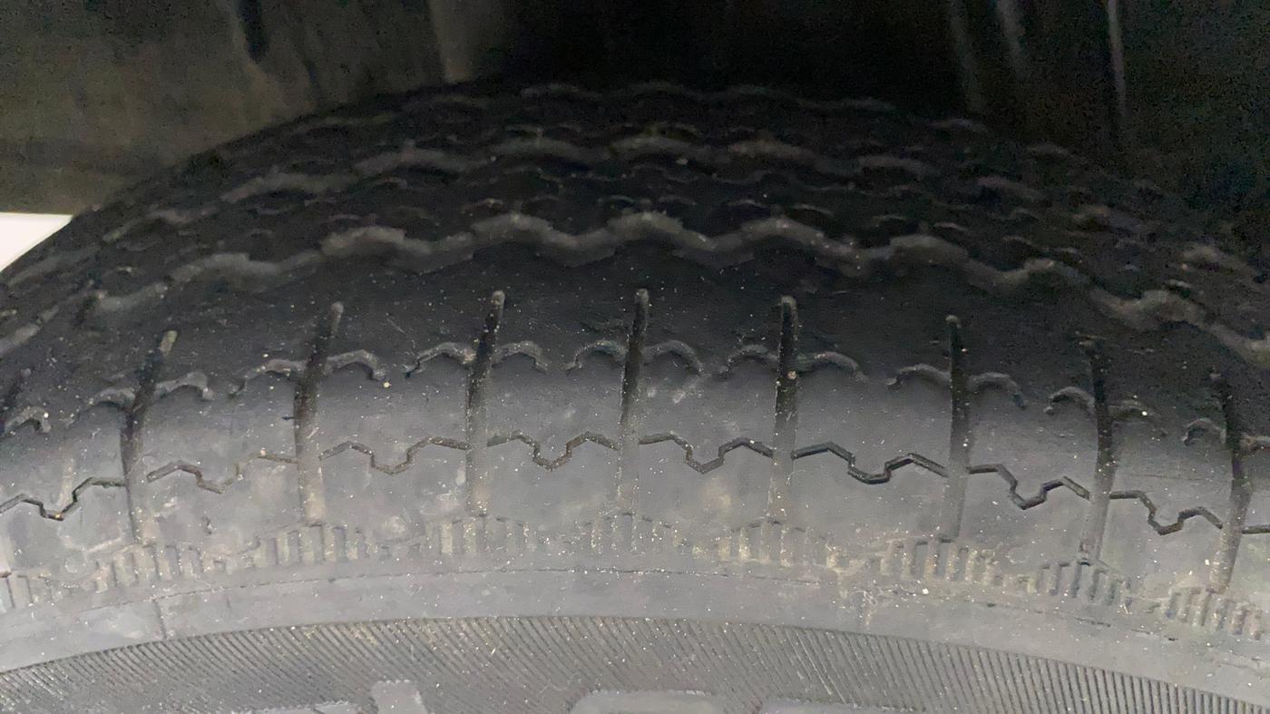 2021 Renault Kwid RXL 1.0, Petrol, Manual, 59,546 km, Right Rear Tyre Tread