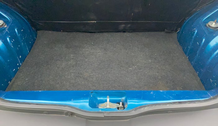 2021 Renault Kwid RXL 1.0, Petrol, Manual, 59,546 km, Boot Inside