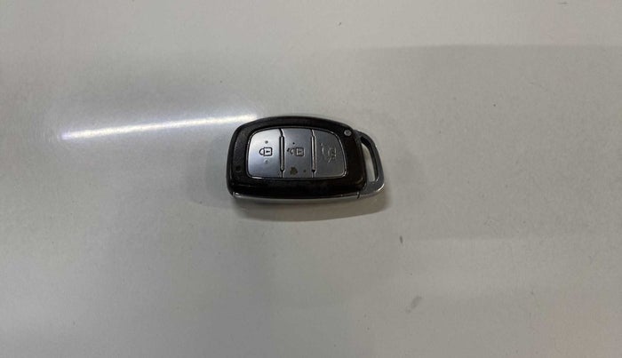 2018 Hyundai Creta SX PLUS AT 1.6 PETROL, Petrol, Automatic, 40,752 km, Key Close Up