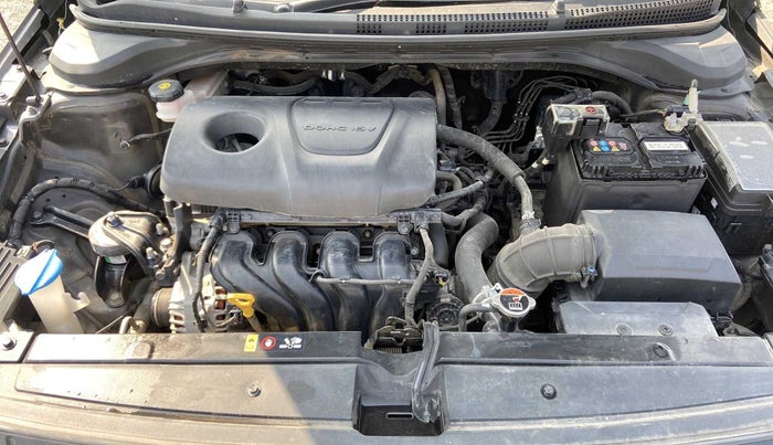 2018 Hyundai Verna 1.6 VTVT SX, Petrol, Manual, 30,881 km, Open Bonet