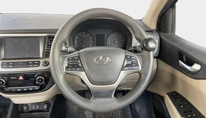2018 Hyundai Verna 1.6 VTVT SX, Petrol, Manual, 30,881 km, Steering Wheel Close Up