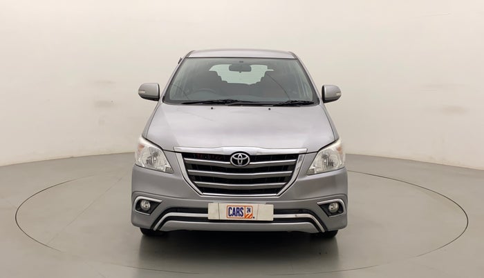 2016 Toyota Innova 2.5 VX 8 STR, Diesel, Manual, 71,386 km, Front