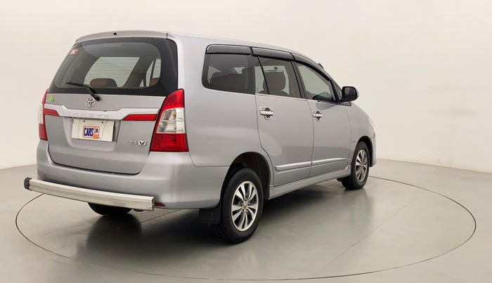 2016 Toyota Innova 2.5 VX 8 STR, Diesel, Manual, 71,386 km, Right Back Diagonal